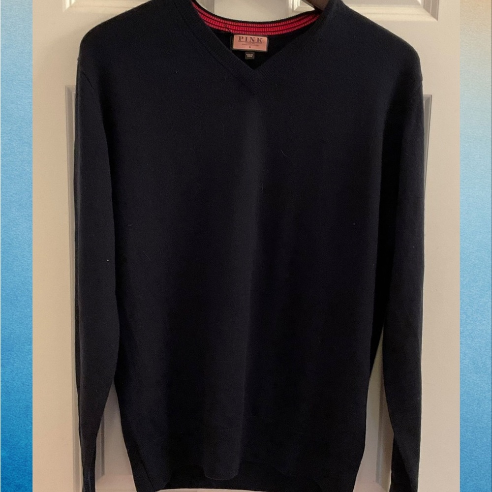 Thomas Pink Hawthorne Men’s V-Neck Sweater - NWT - Medium - Navy